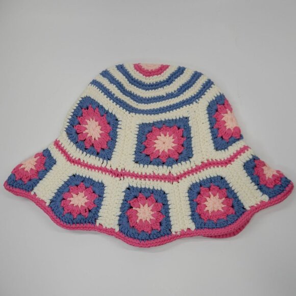 JOCELYN Women\'s The Tulum Crochet Bucket Hat Pink Multi Floral O/S NEW $75